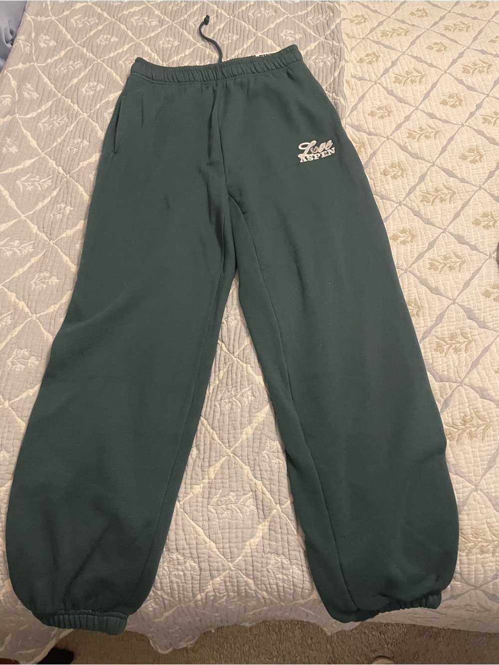 VS PINK SWEATPANTS XS NWT❤️❤️❤️